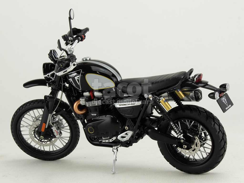 104088 Triumph Scrambler 1200 Bond 007