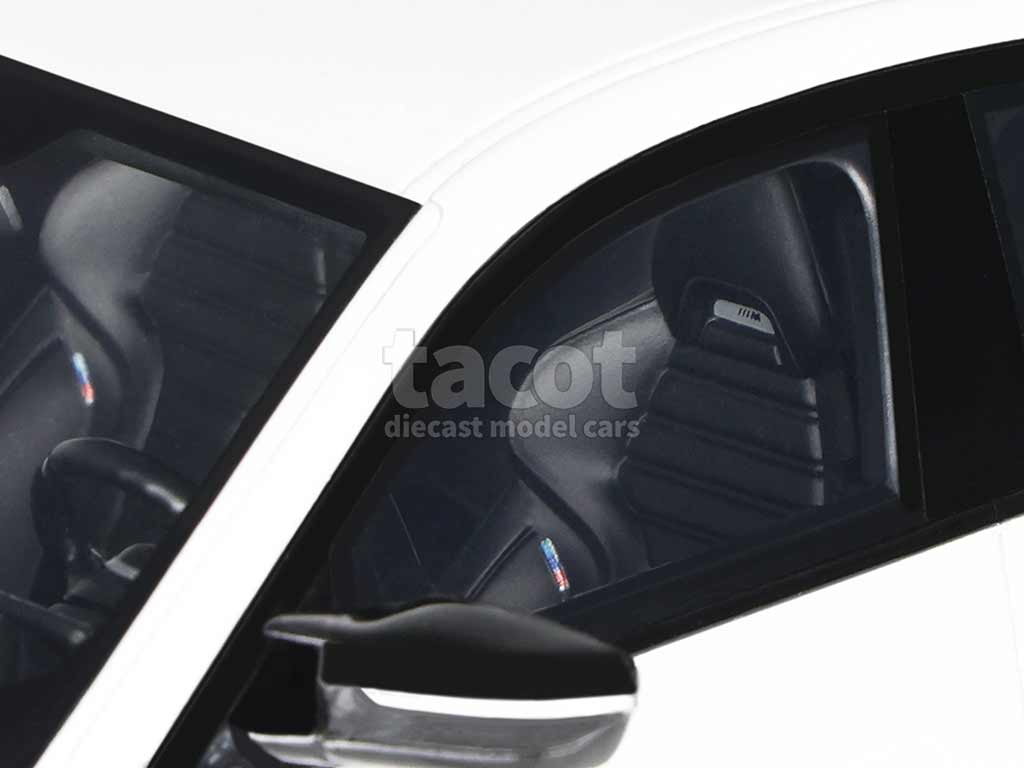 104105 BMW i4 M50 2020