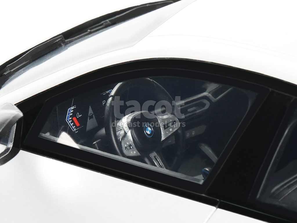 104105 BMW i4 M50 2020
