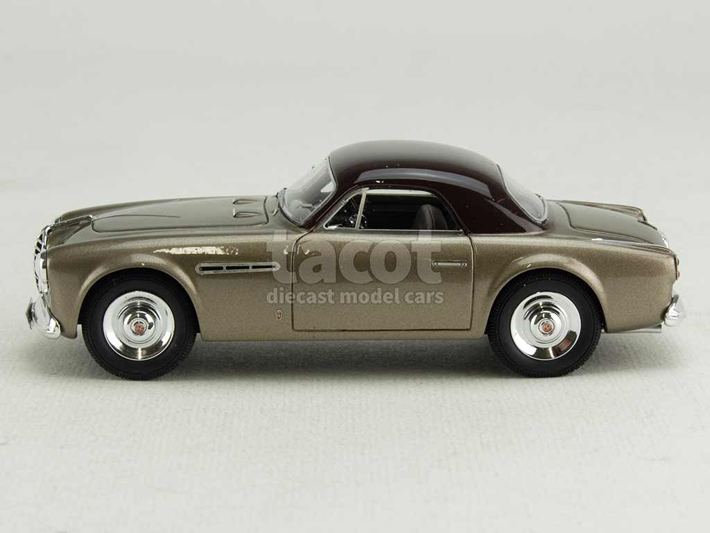 104139 Alfa Romeo 6C 2500 SS Ghia Coupé 1950