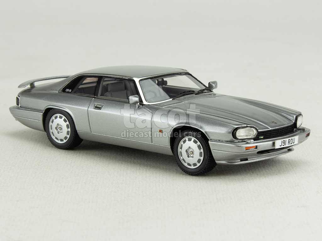 104146 Jaguar XJR-S Coupé 1991