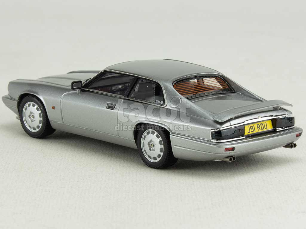 104146 Jaguar XJR-S Coupé 1991