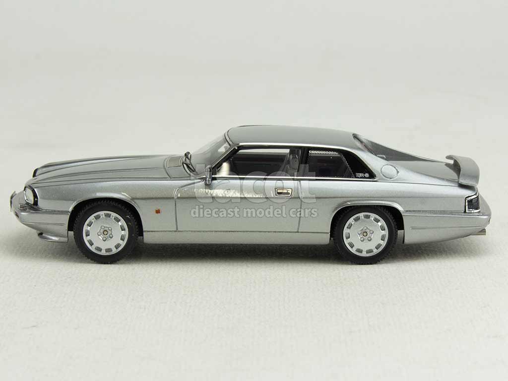 104146 Jaguar XJR-S Coupé 1991