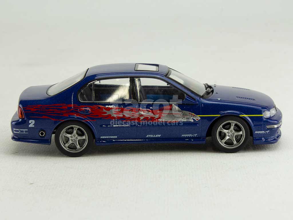 104191 Nissan Maxima A32 1999