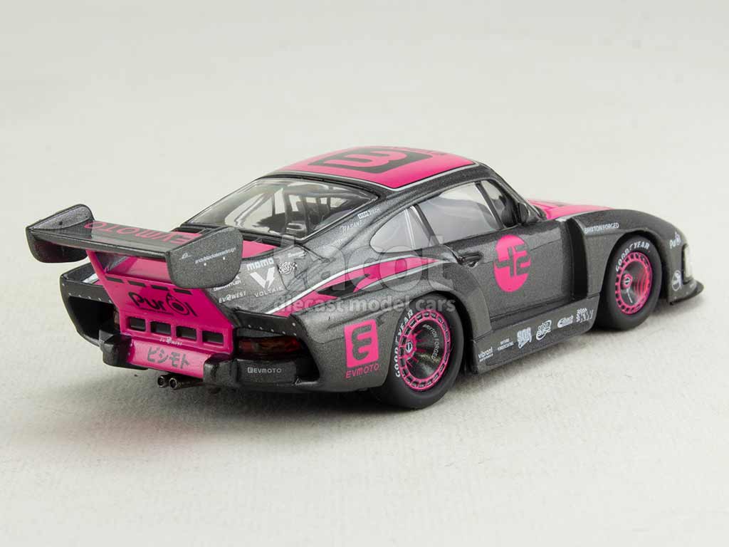104213 Porsche 935 K3V Bisimoto