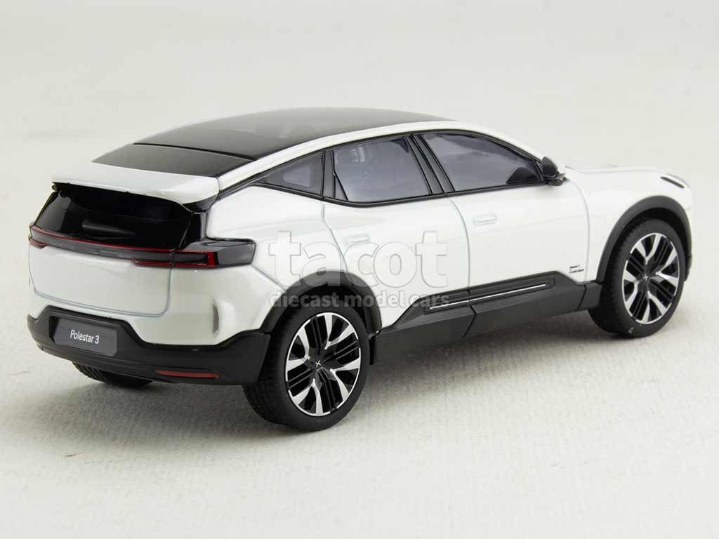 104230 Polestar 3 2024