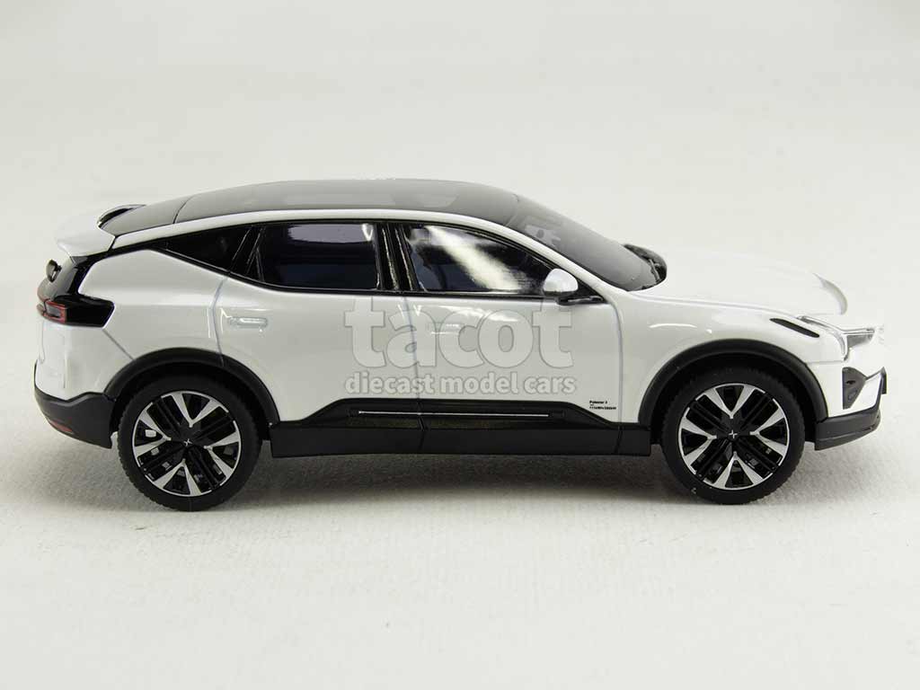 104230 Polestar 3 2024