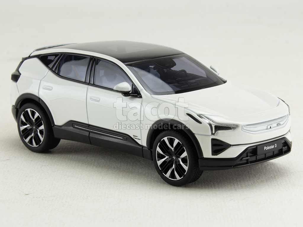 104230 Polestar 3 2024