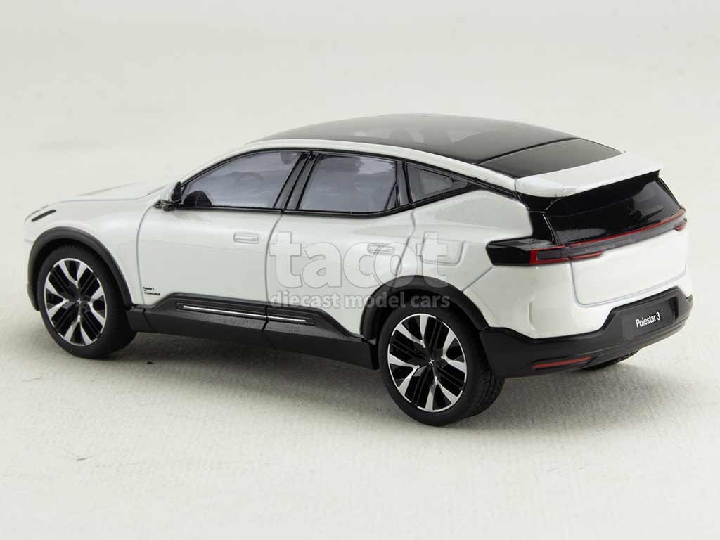 104230 Polestar 3 2024