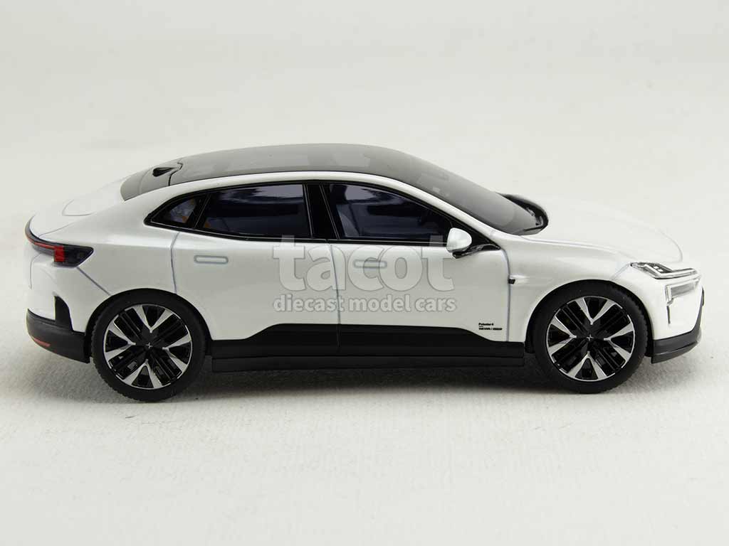 104236 Polestar 4 2024