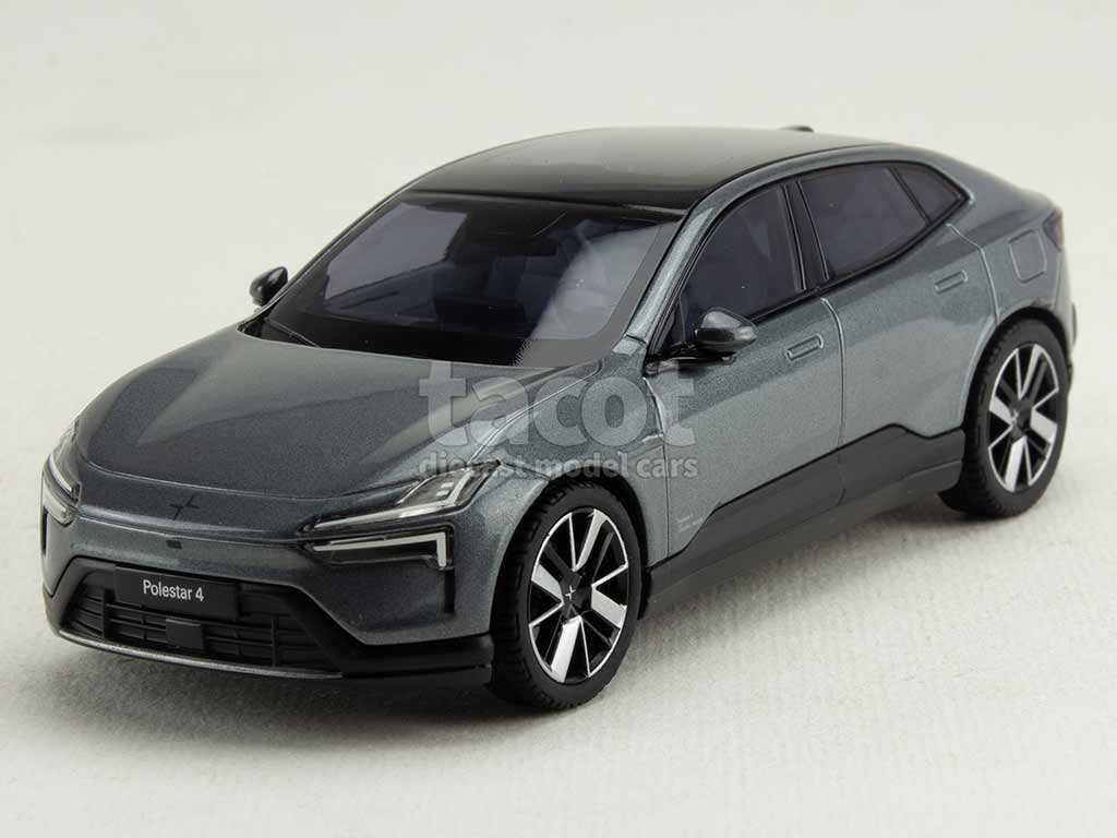 104240 Polestar 4 2024