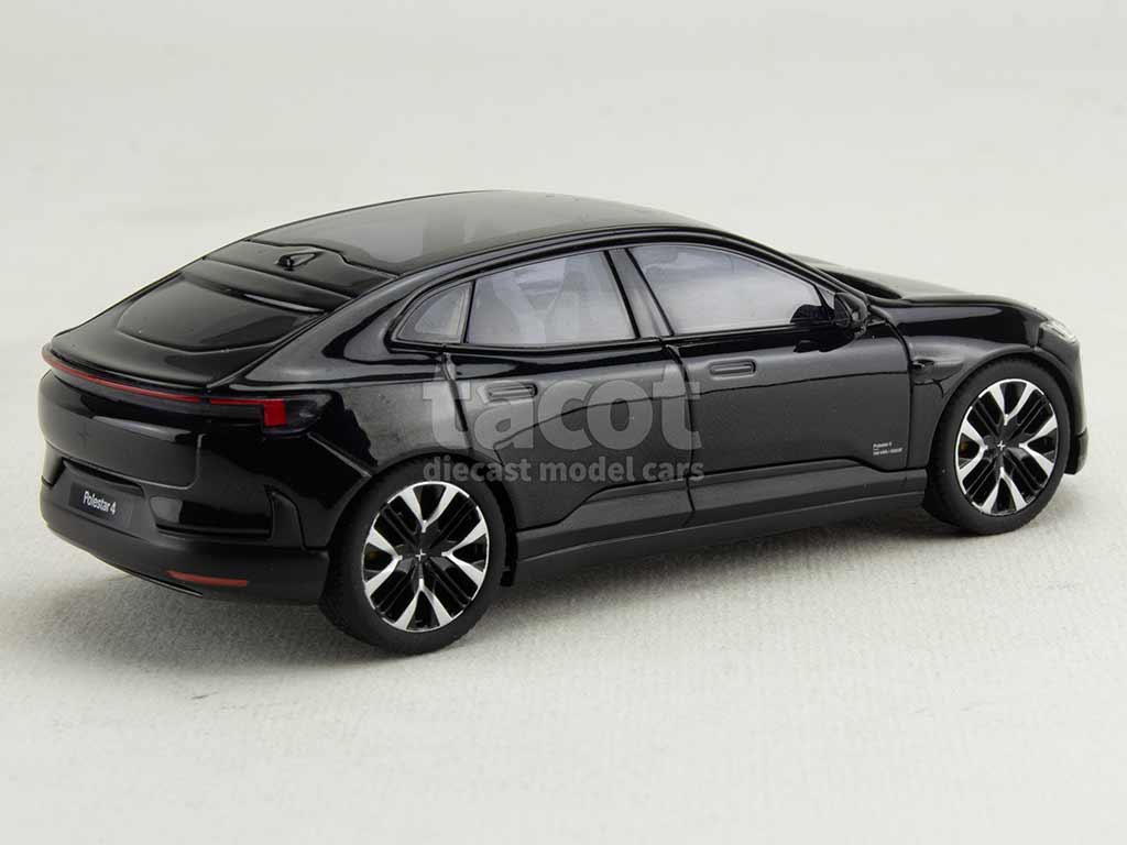 104241 Polestar 4 2024