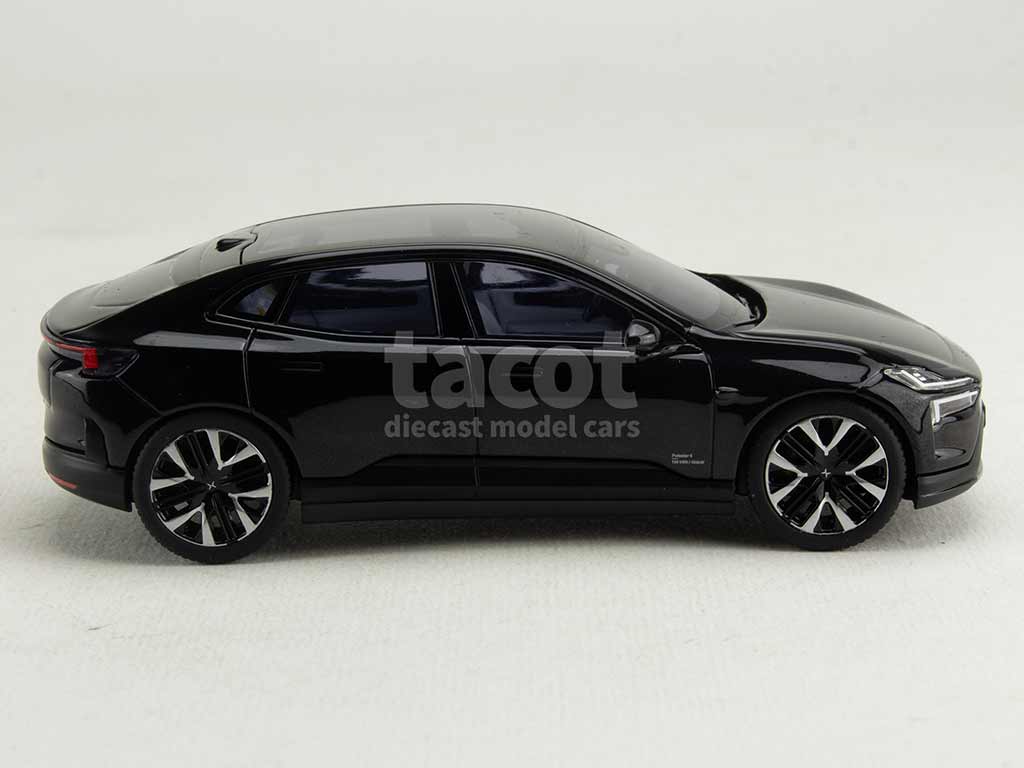 104241 Polestar 4 2024