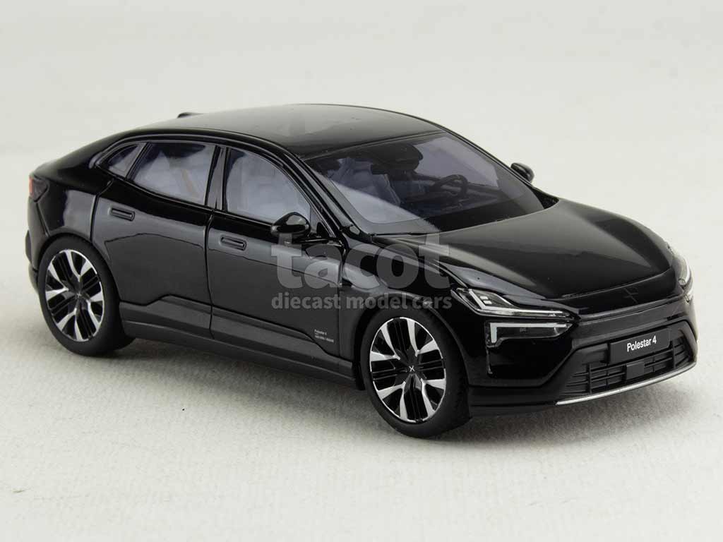 104241 Polestar 4 2024