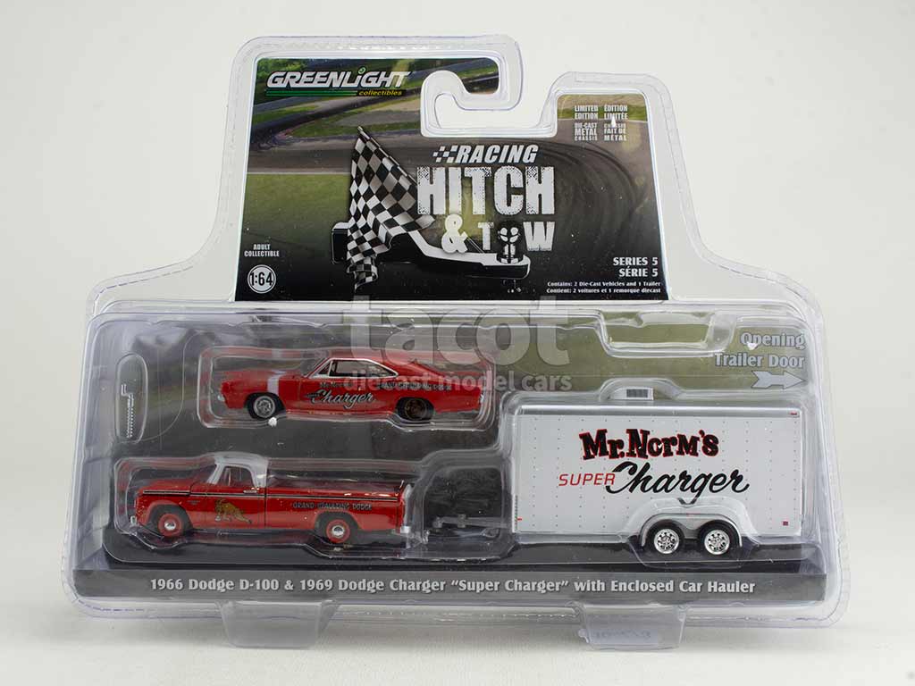 104273 Dodge D-100/ Charger/ Remorque