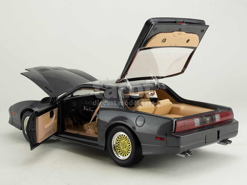 104277 Pontiac Firebird GTA Trans Am 1988