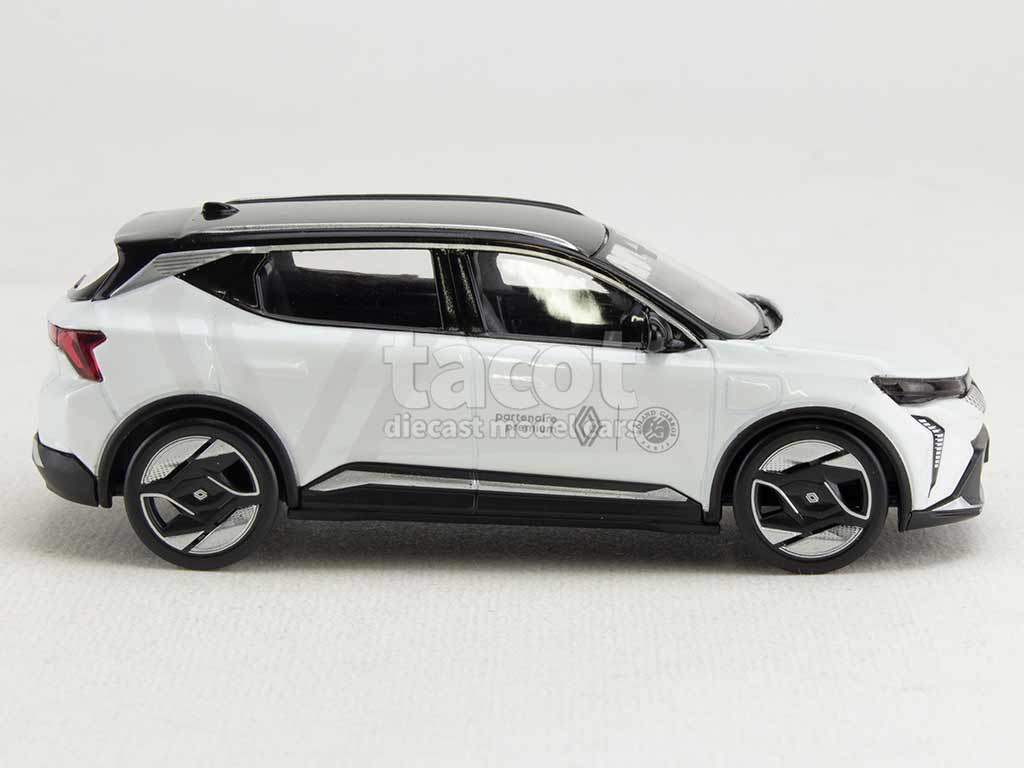 104282 Renault New Scenic e-tech 2024