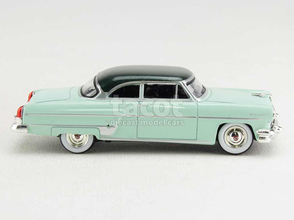 104404 Lincoln Capri 1954