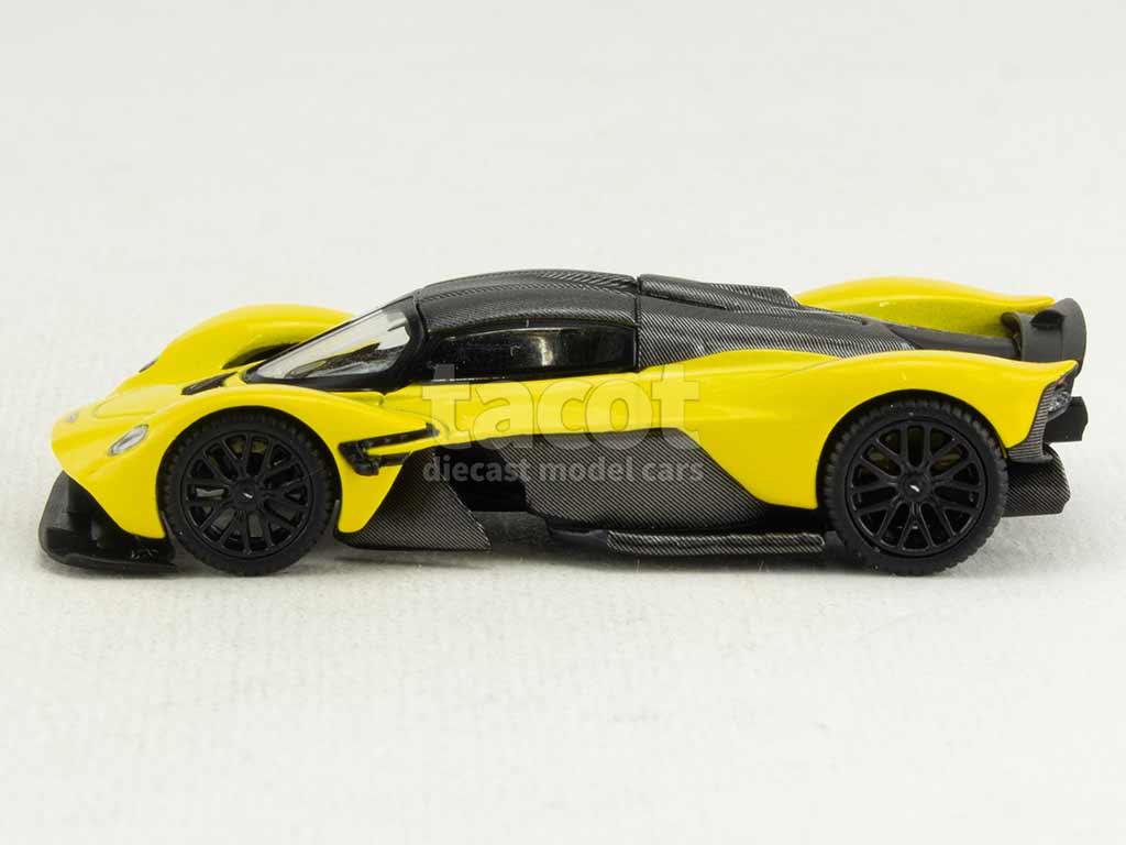 104414 Aston Martin Valkyrie 2023