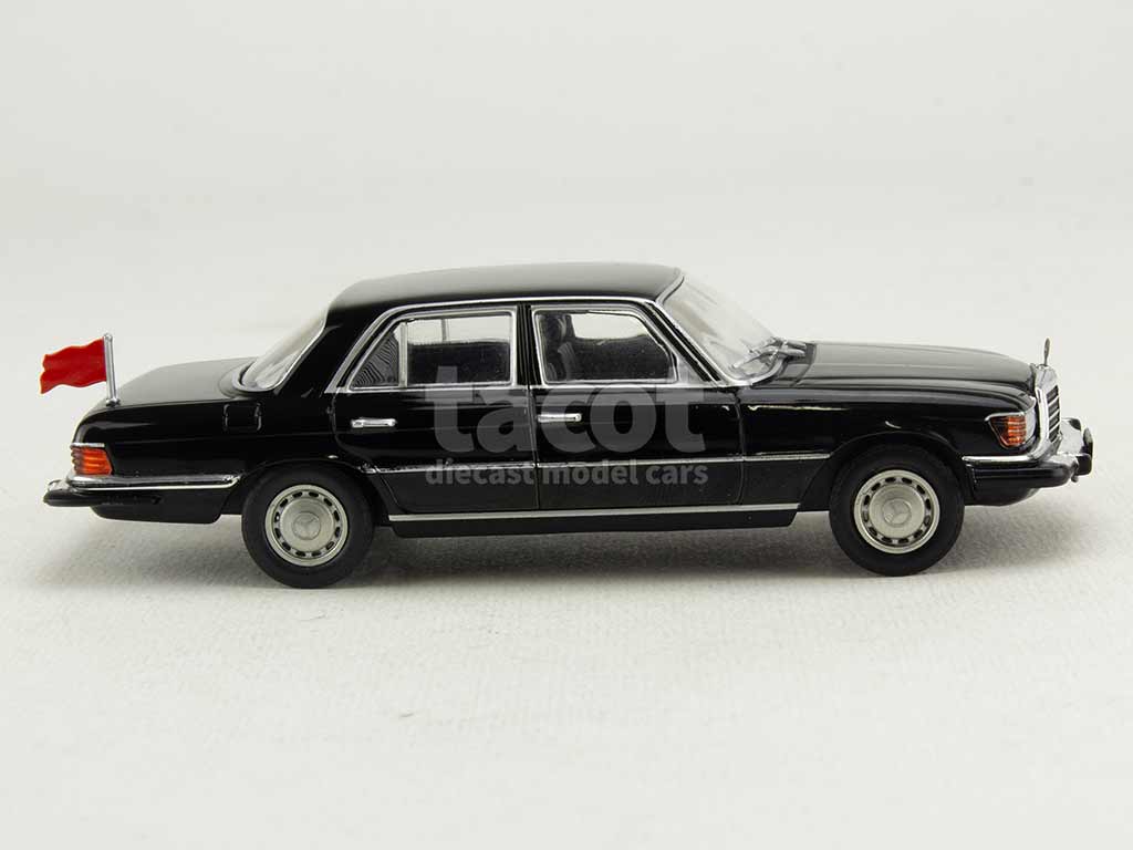 104430 Mercedes 450 SEL/ W116 1977