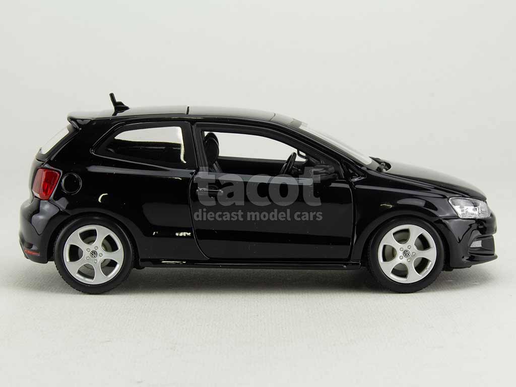 104443 Volkswagen Polo V GTi 3 Doors 2019