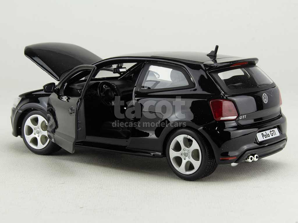 104443 Volkswagen Polo V GTi 3 Doors 2019