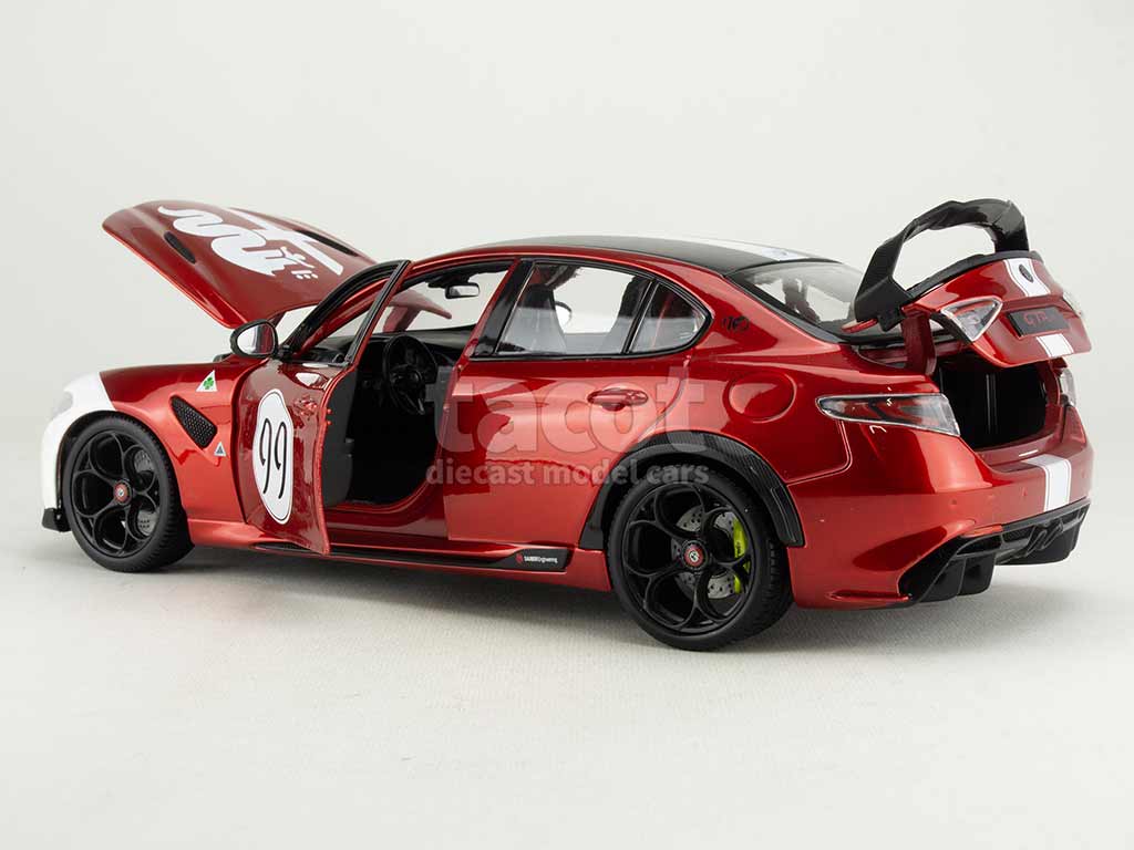 104444 Alfa Romeo Giulia GTAm 2020