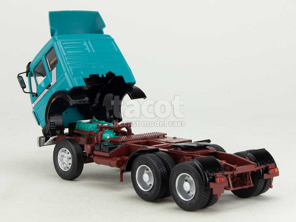 104481 Mercedes NG 2232 Tracteur