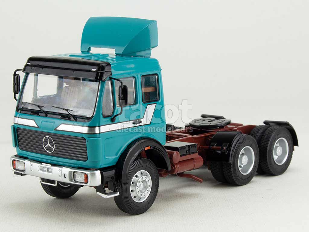 104481 Mercedes NG 2232 Tracteur