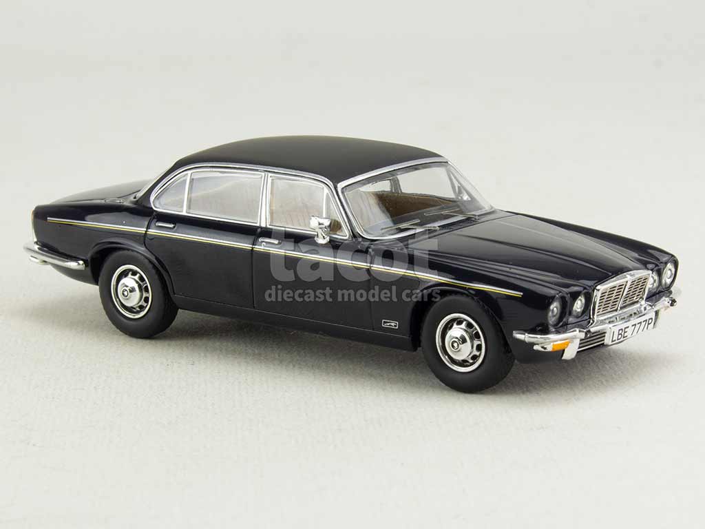 104499 Jaguar XJ 6 Series II 4.2L 1973