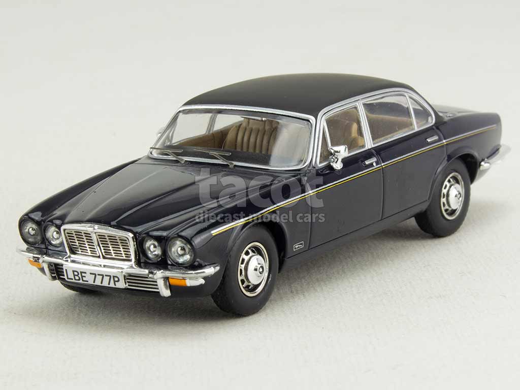 104499 Jaguar XJ 6 Series II 4.2L 1973