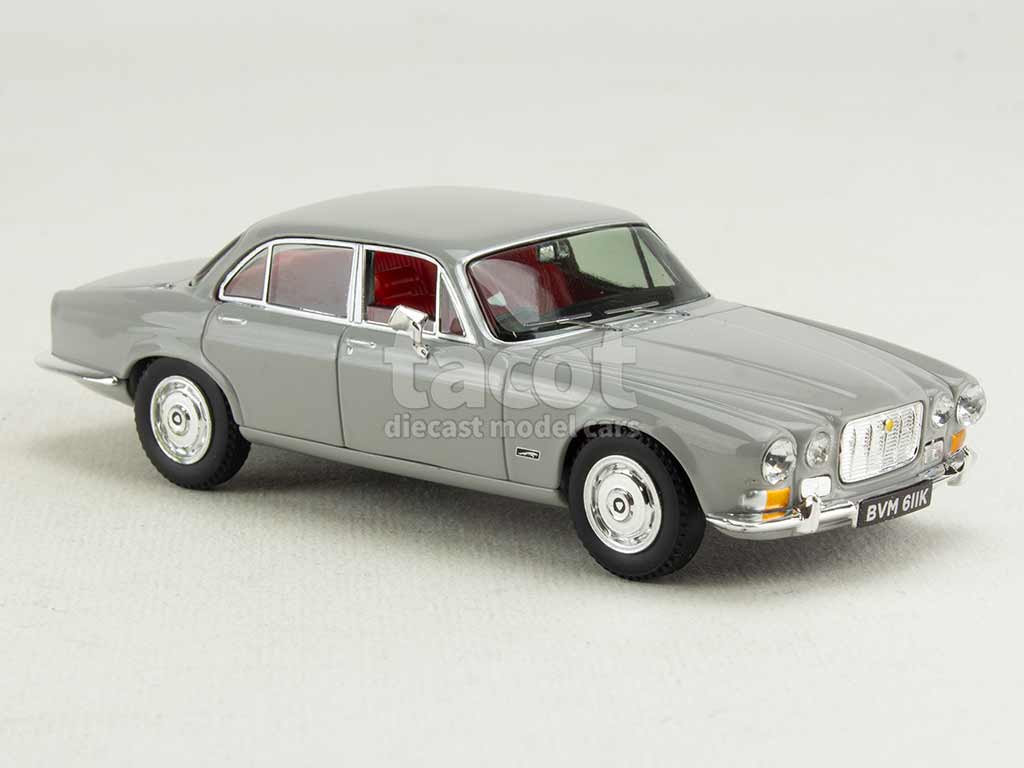 104500 Jaguar XJ 6 Series I 4.2L 1968