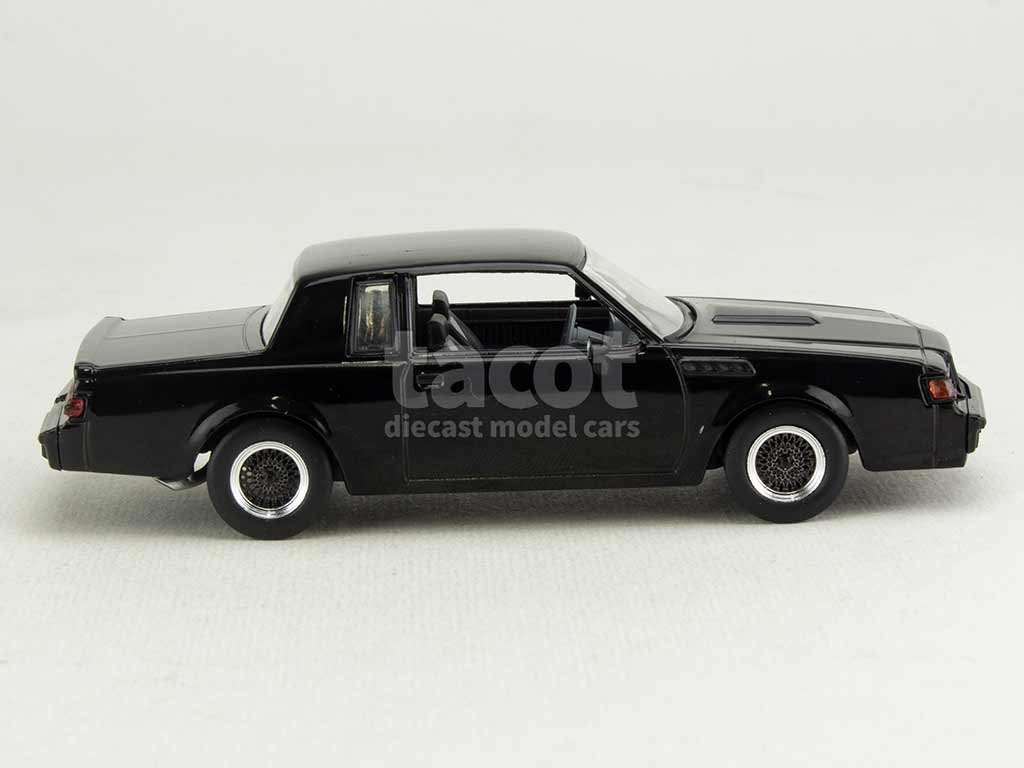 104528 Buick Regal GNX 1987