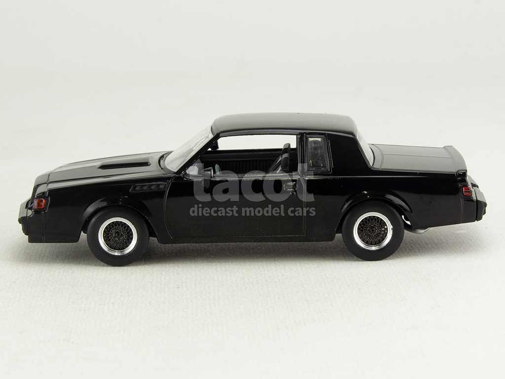 104528 Buick Regal GNX 1987
