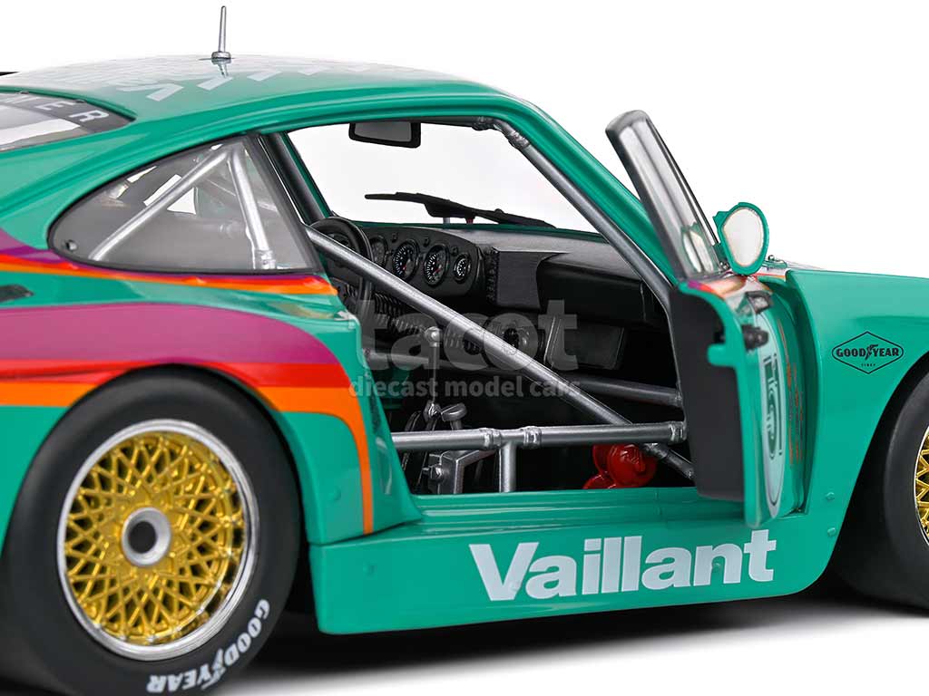 104543 Porsche 935 K3 Vaillant DRM 1977