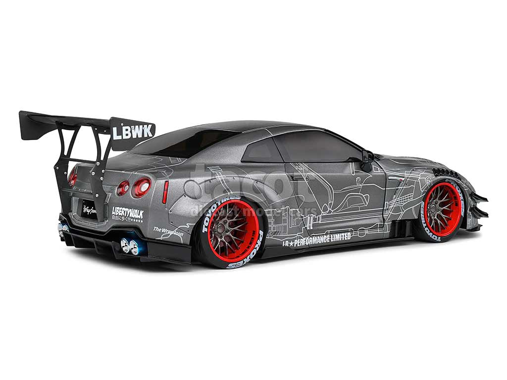 104544 Nissan GTR R35 LB Works Body Kit Type 2 2022