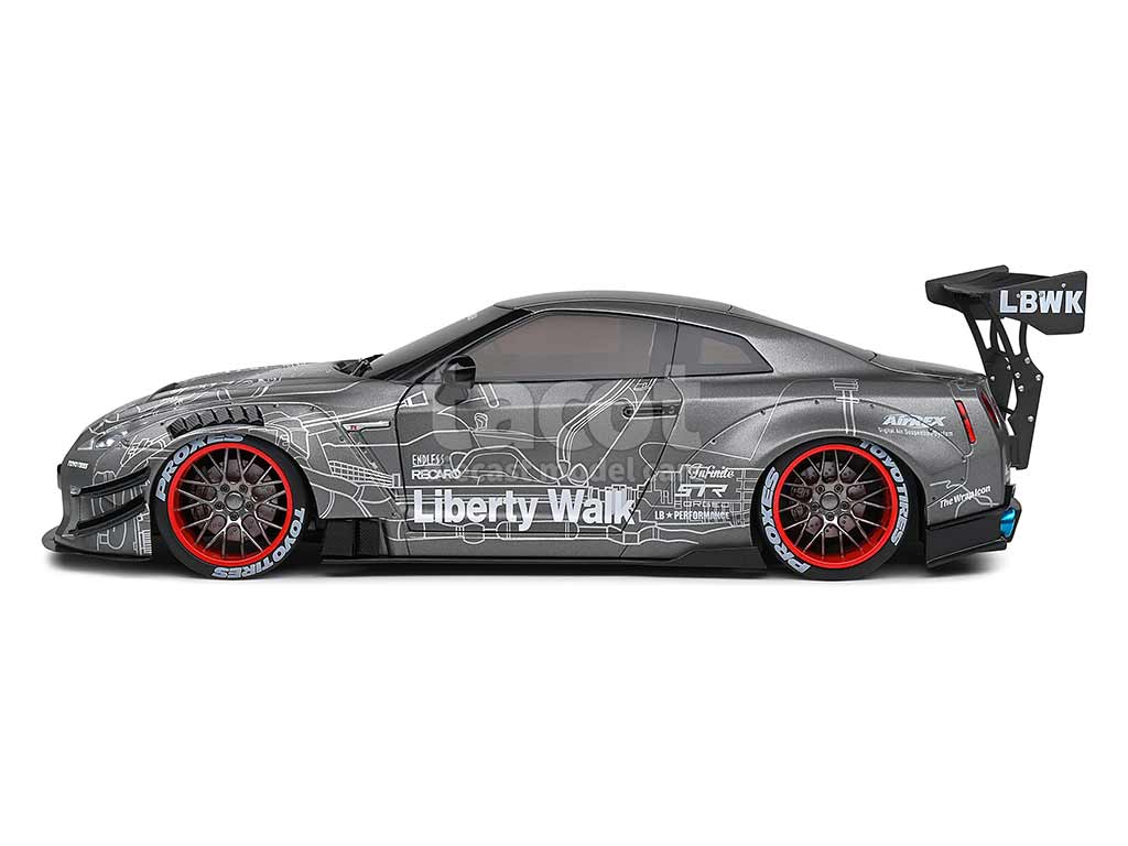 104544 Nissan GTR R35 LB Works Body Kit Type 2 2022