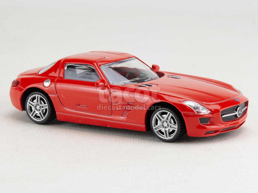 104680 Mercedes SLS AMG