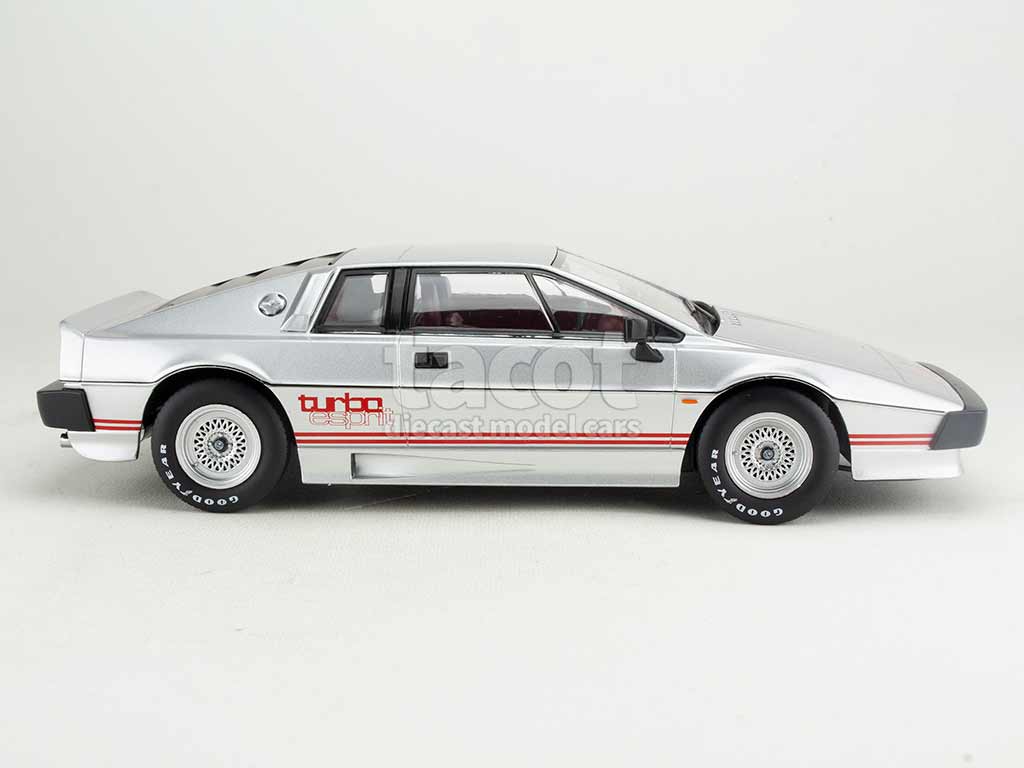 104696 Lotus Esprit Turbo 1981