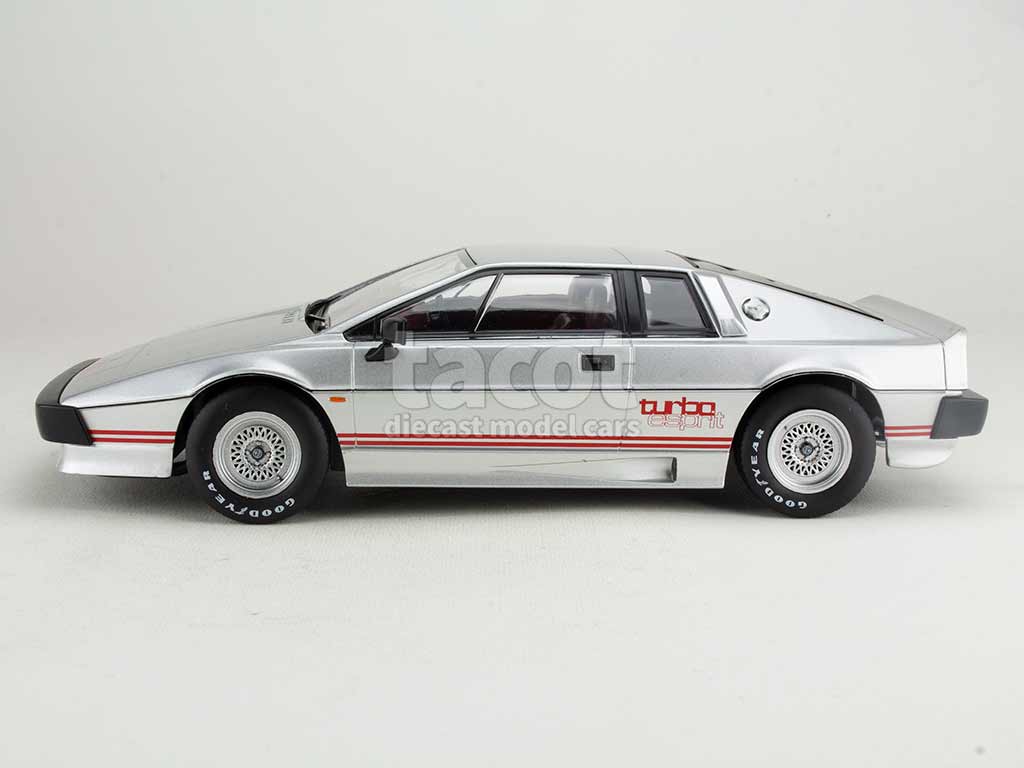 104696 Lotus Esprit Turbo 1981