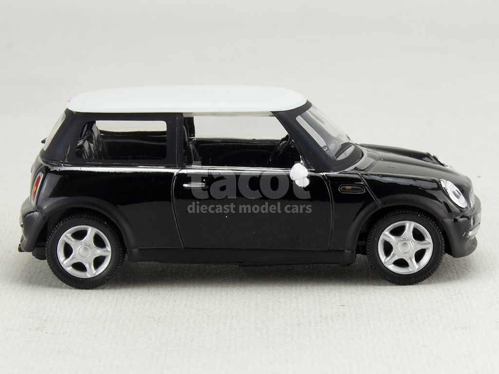 104697 Mini Cooper/ R50 2001