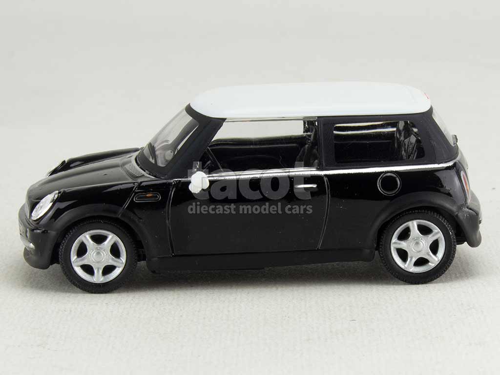 104697 Mini Cooper/ R50 2001