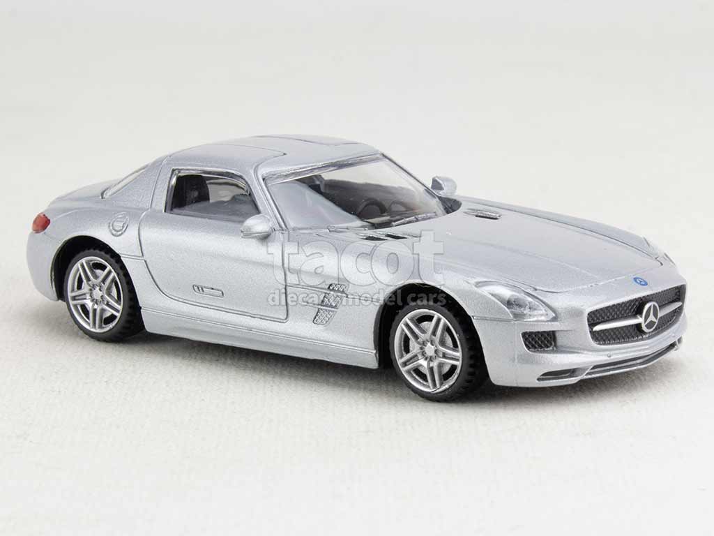104700 Mercedes SLS AMG
