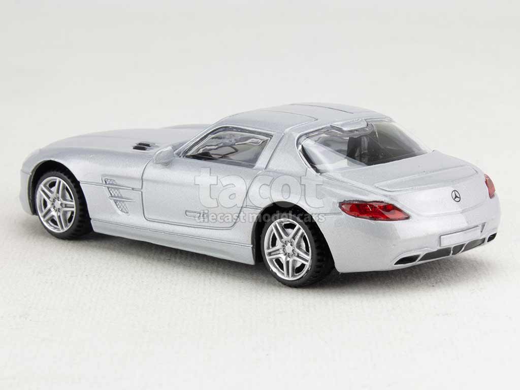 104700 Mercedes SLS AMG