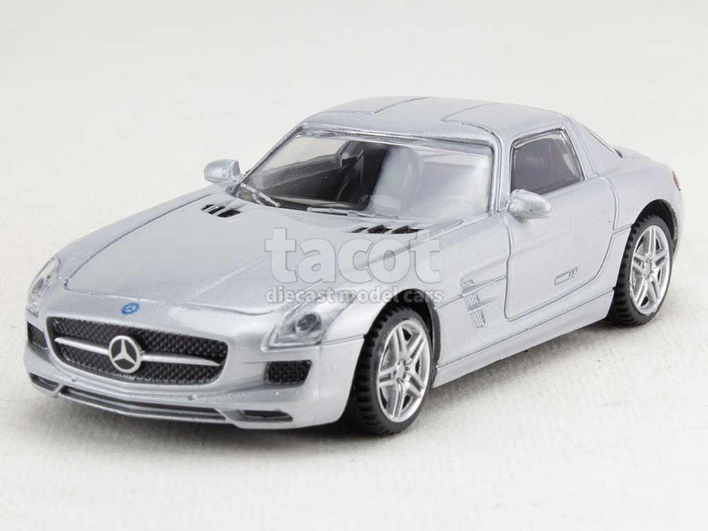 104700 Mercedes SLS AMG