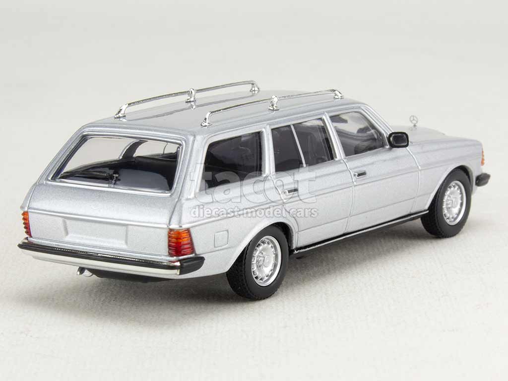 104708 Mercedes 230 TE Break/ S123 1982