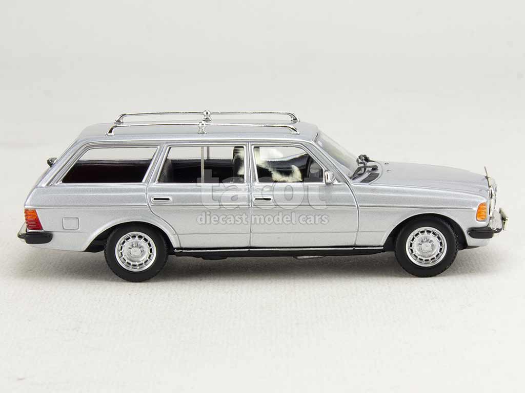 104708 Mercedes 230 TE Break/ S123 1982