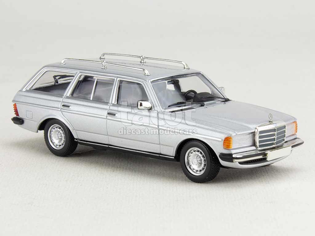 104708 Mercedes 230 TE Break/ S123 1982