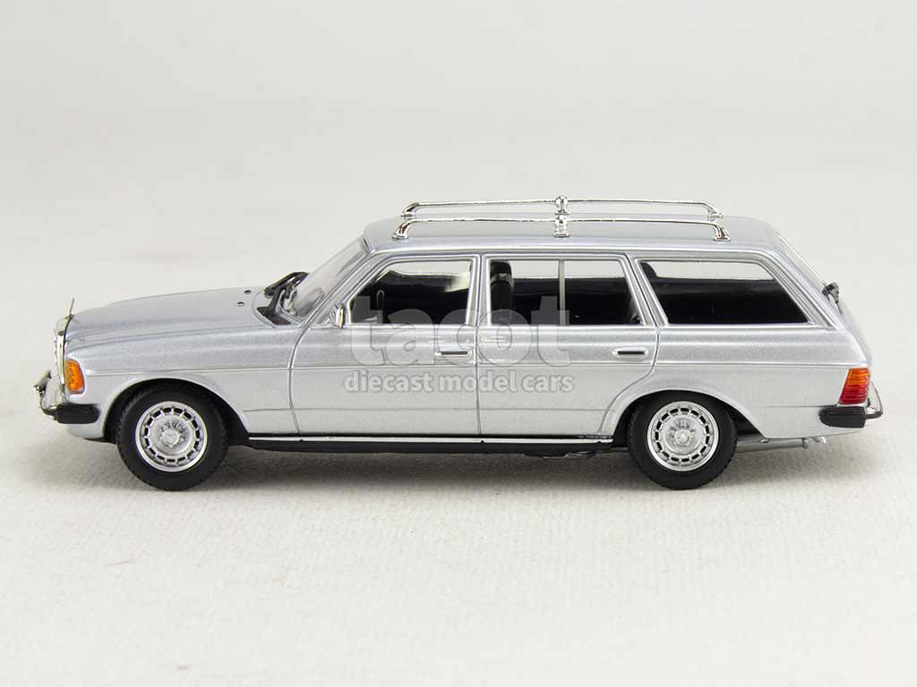 104708 Mercedes 230 TE Break/ S123 1982