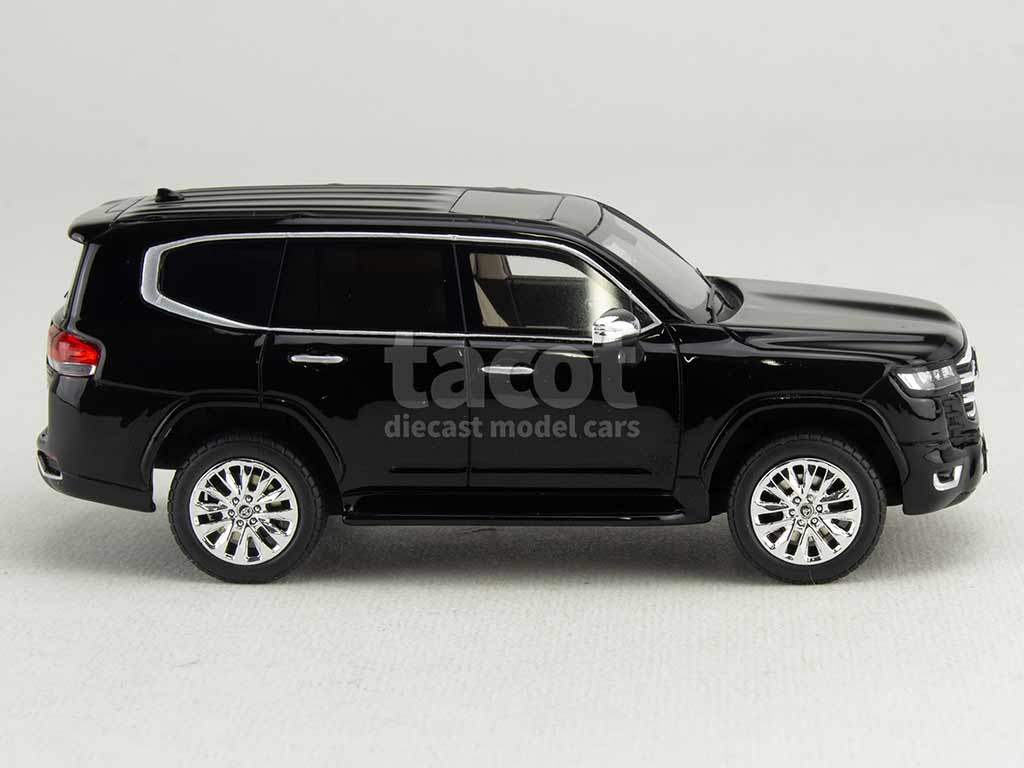 104775 Toyota Land Cruiser LC300 ZX 2024
